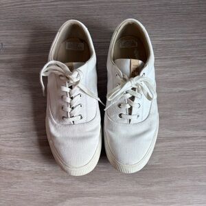Helly Hansen Women’s White Canvas Sneakers Size 8